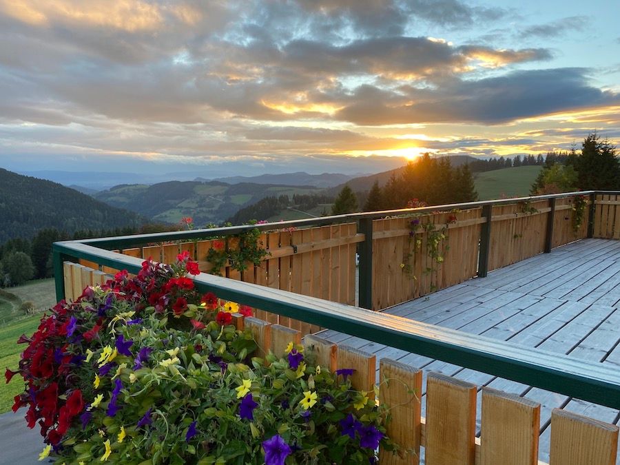 Ferienwohnung mit großer Terrasse, traumhaftes Panorama, zwei extra Schlafzimmer 